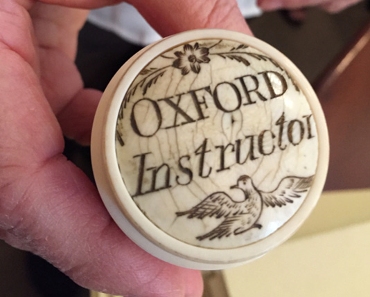 Box lid made of ivory for the learning game <em>Oxford Instructor</em> (undated).