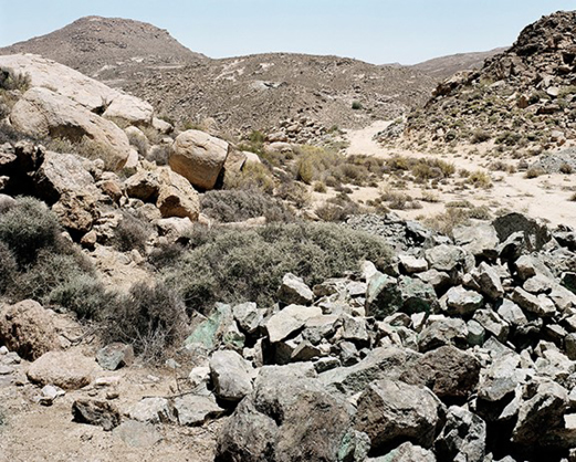 David Goldblatt, Copper bearing rocks at Simon van der Stel’s exploratory mine, Carolusberg, Northern Cape (2004).